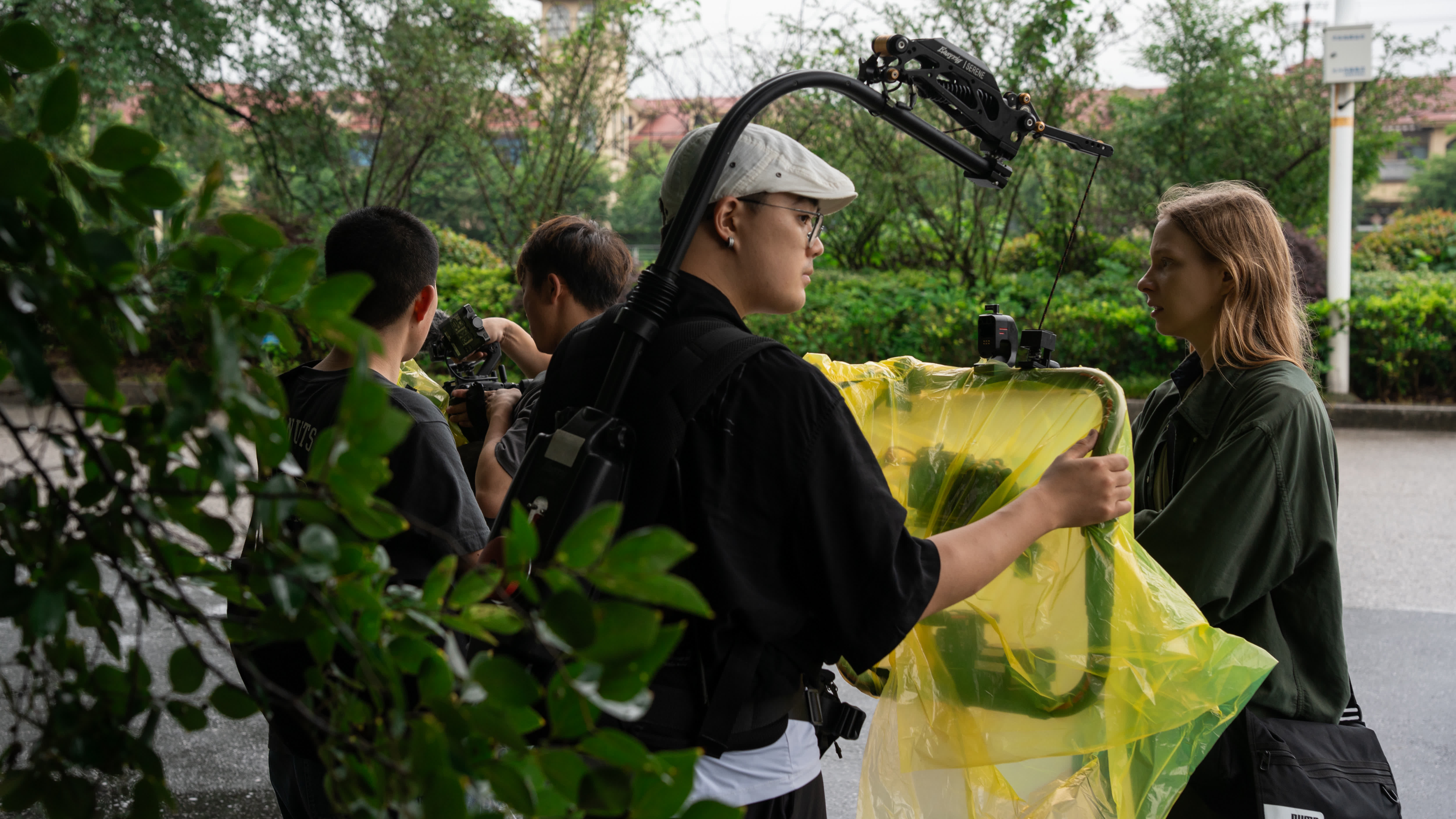 Behind the scenes 01