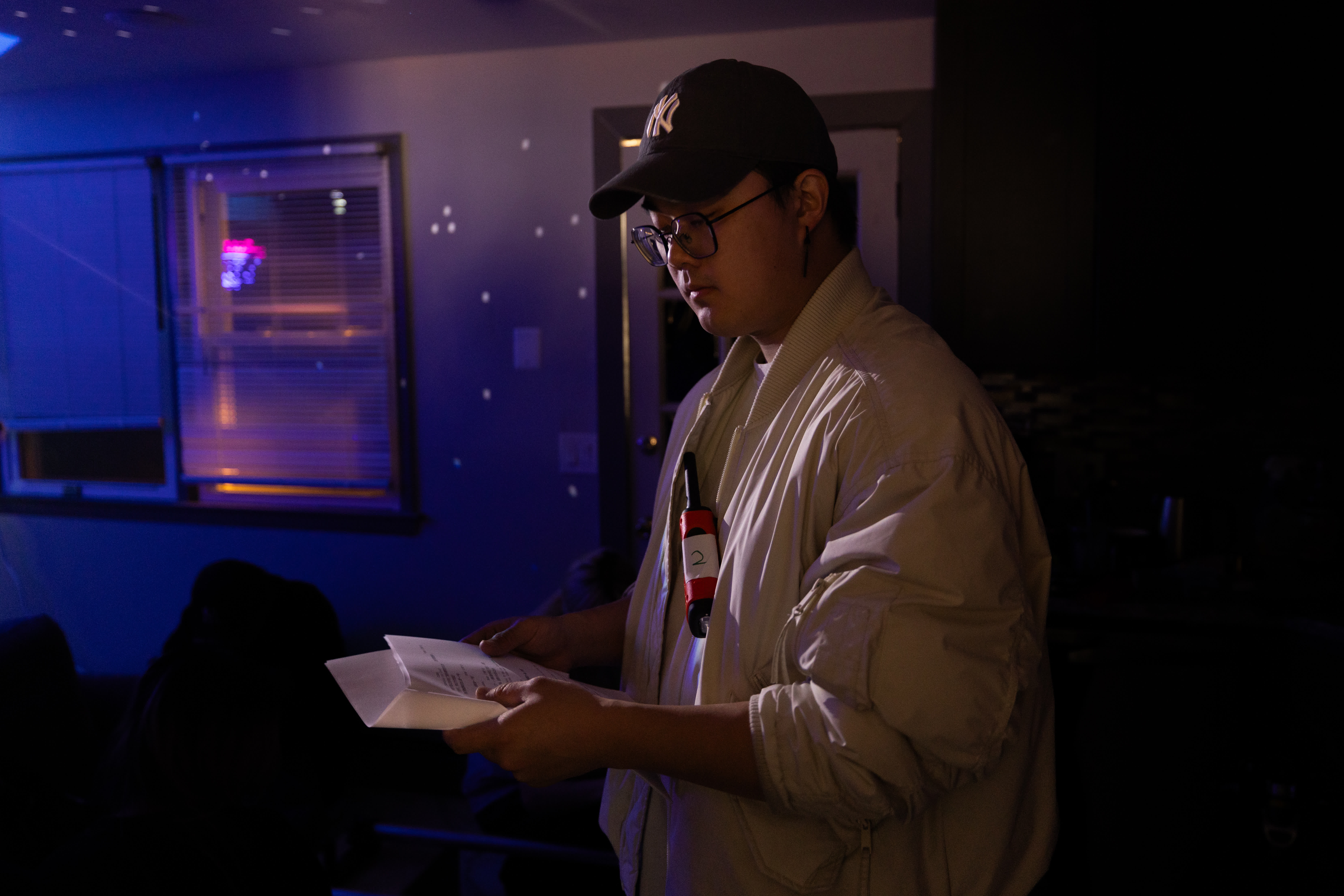 Behind the scenes 05