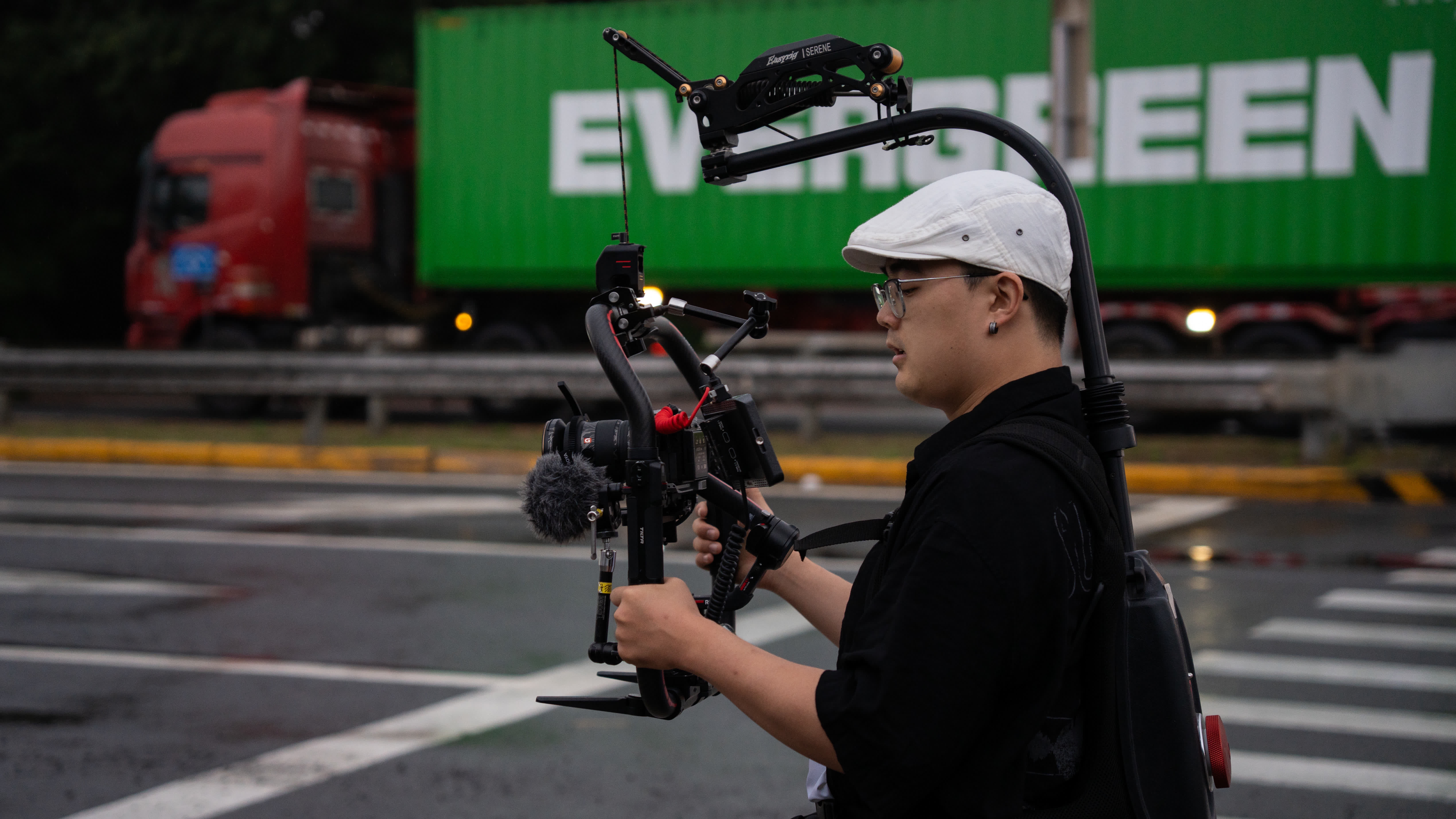 Behind the scenes 22