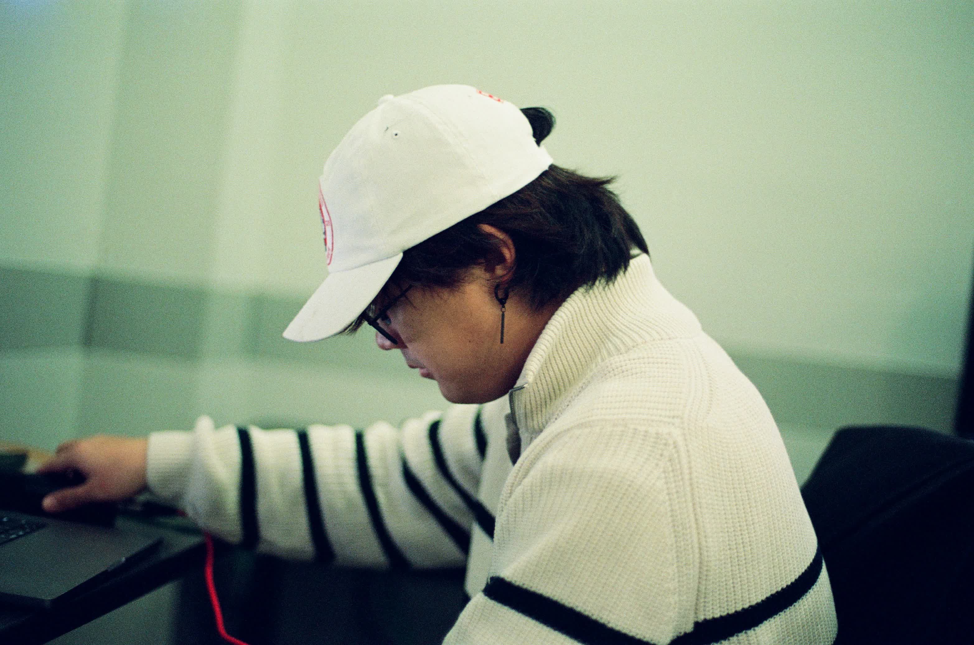 Behind the scenes 26